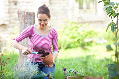Risk assessment by gardeners before starting garden maintenance